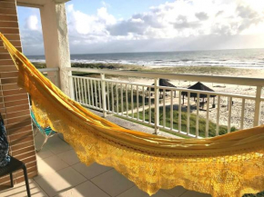 Apartamento Vista total do Mar uma cobertura a 400m do Beach Park no Porto das Dunas Aquiraz Condomínio Terramaris Piscina ampla Parque infantil Sauna Estacionamento privado